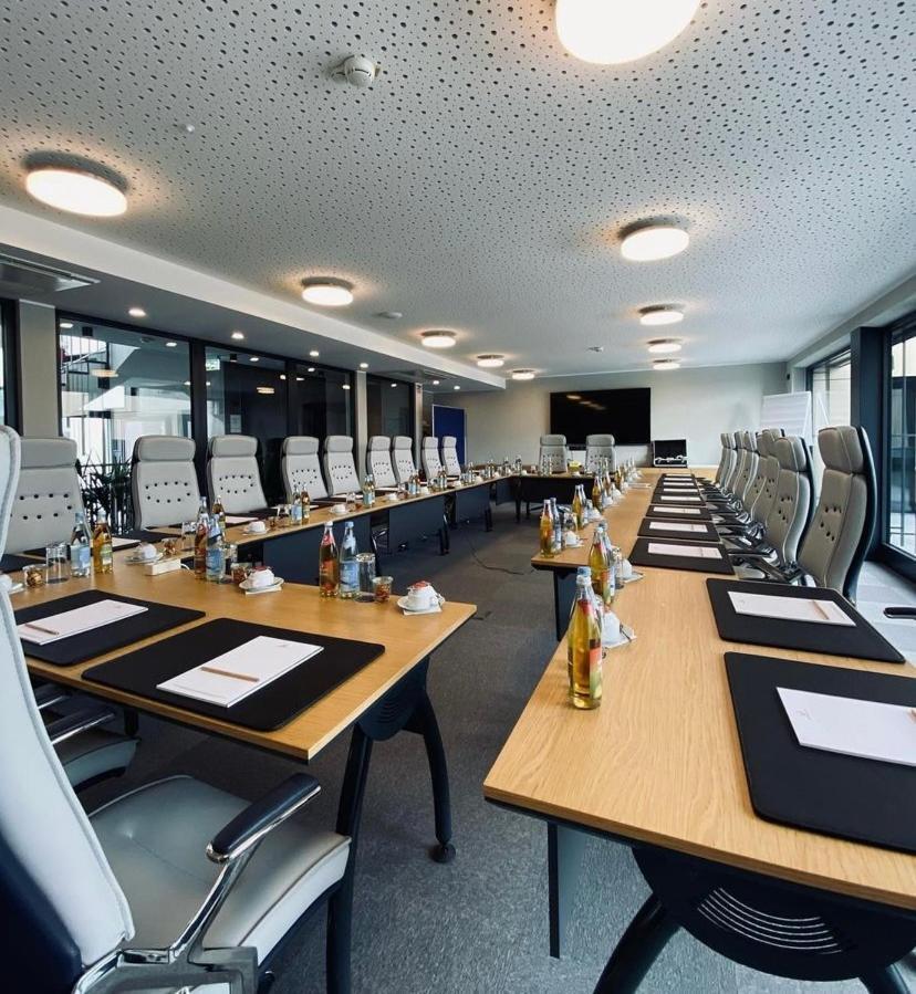 Intergroup Business & Design Hotel Ingolstadt Kosching Esterno foto