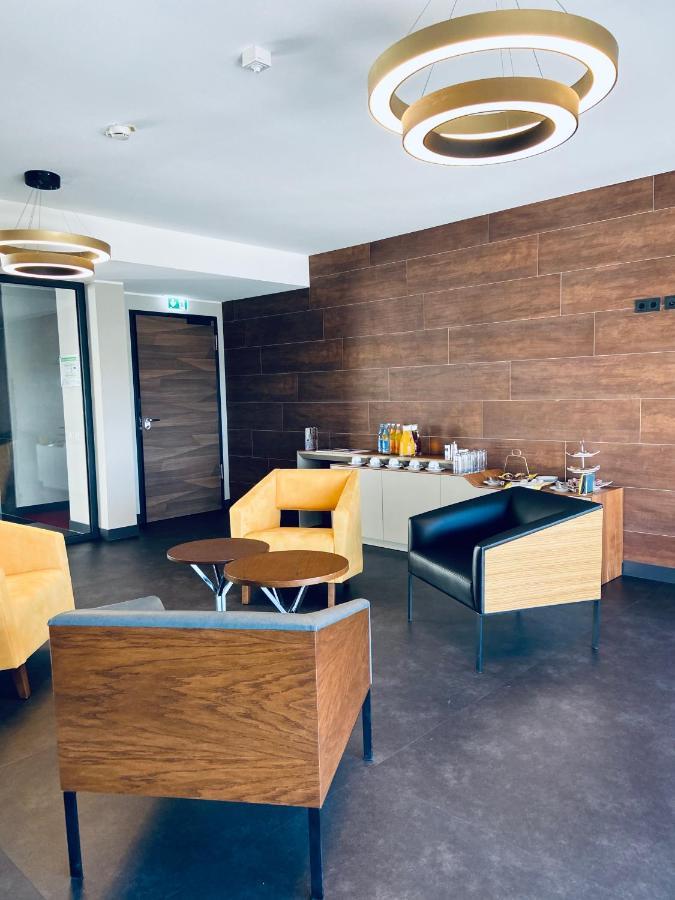 Intergroup Business & Design Hotel Ingolstadt Kosching Esterno foto