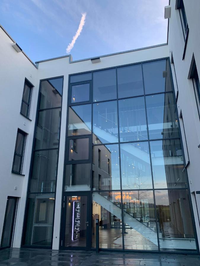 Intergroup Business & Design Hotel Ingolstadt Kosching Esterno foto